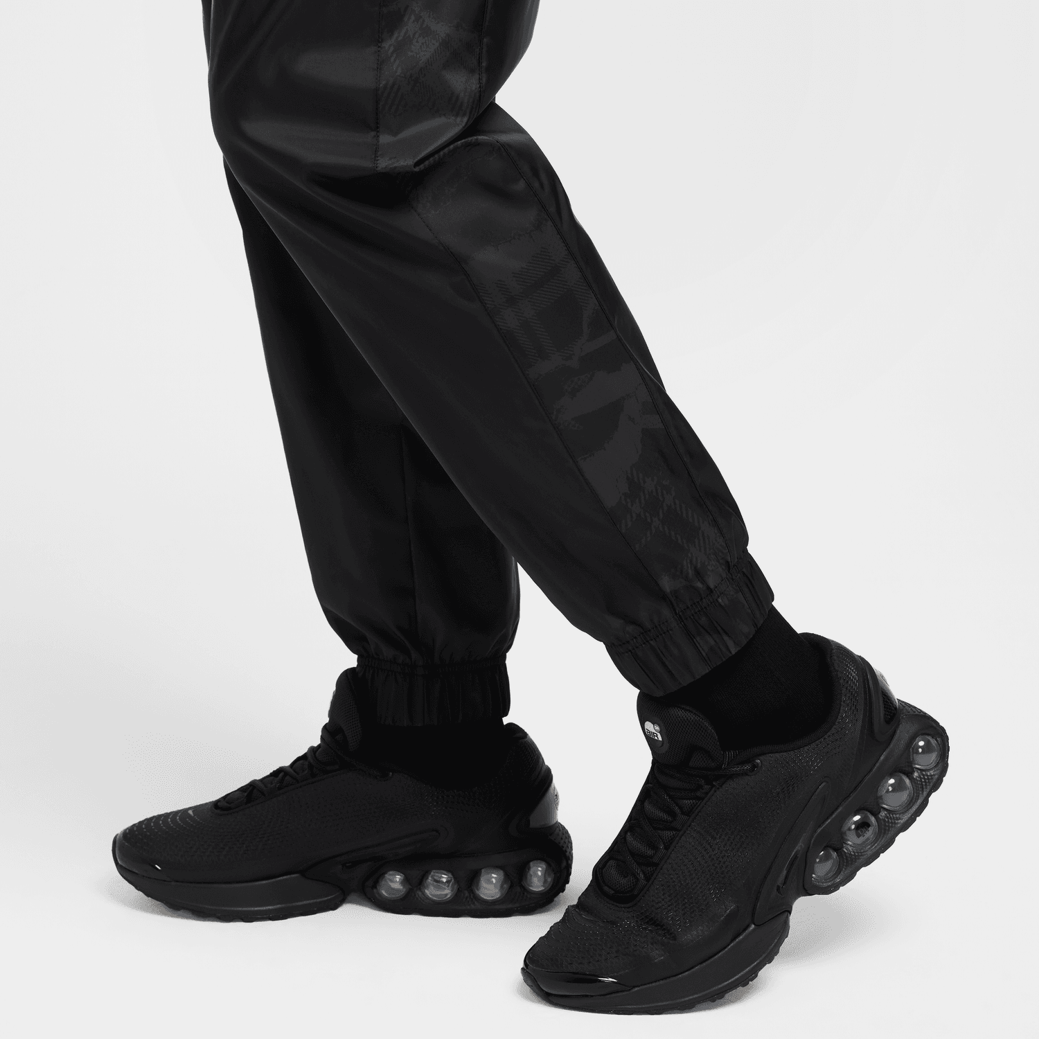 Survêtement Chelsea 2024/2025 - Noir/Rose