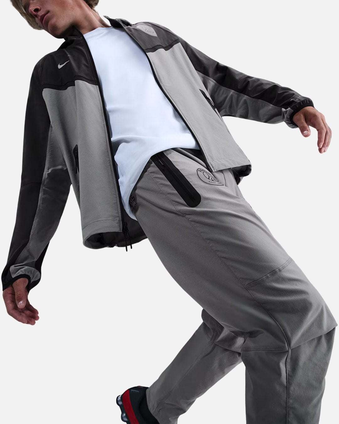 Pantalon de survêtement PSG Tech Woven Windrunner 2025/2026 - Gris
