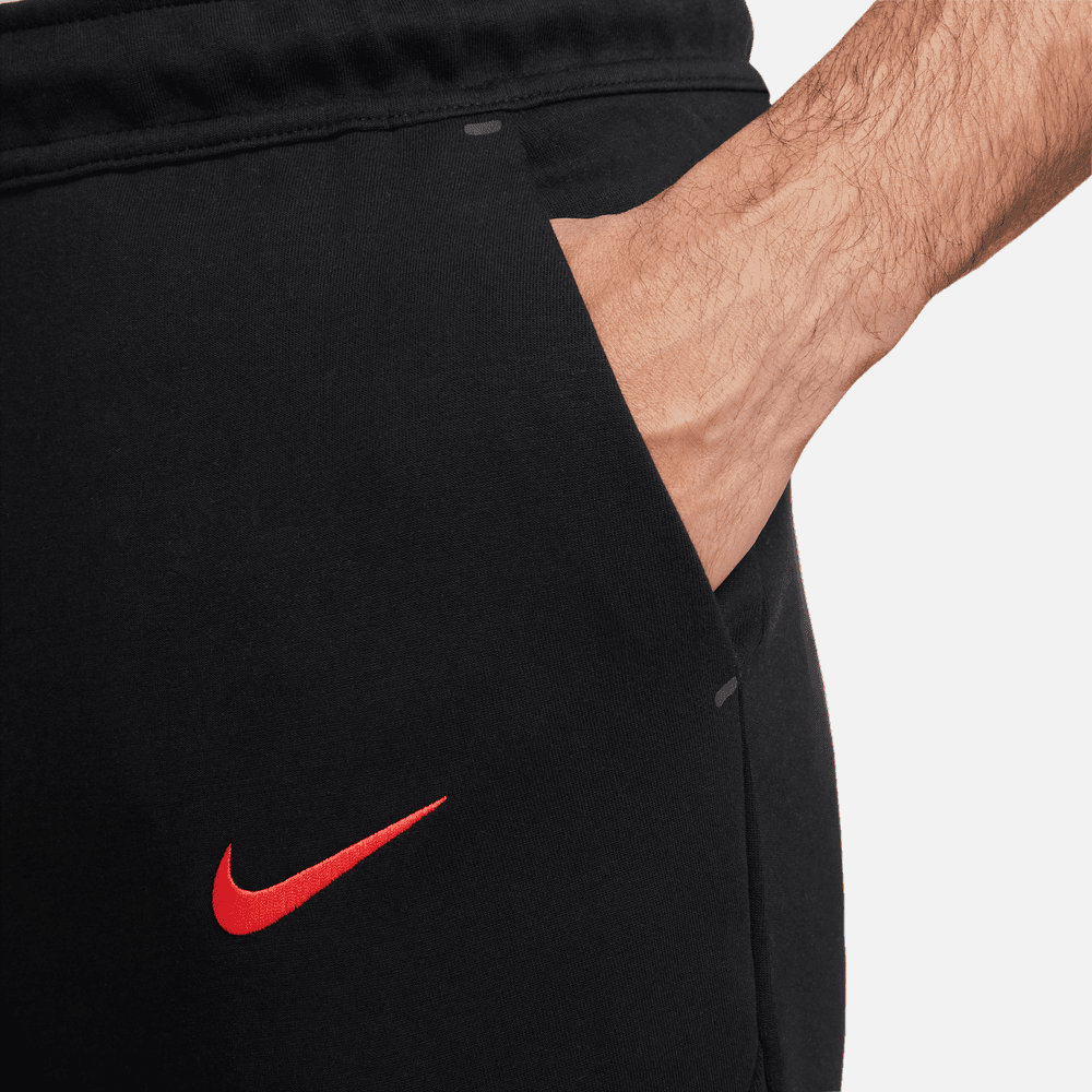 Pantalon Liverpool Tech Fleece - Noir/Rouge