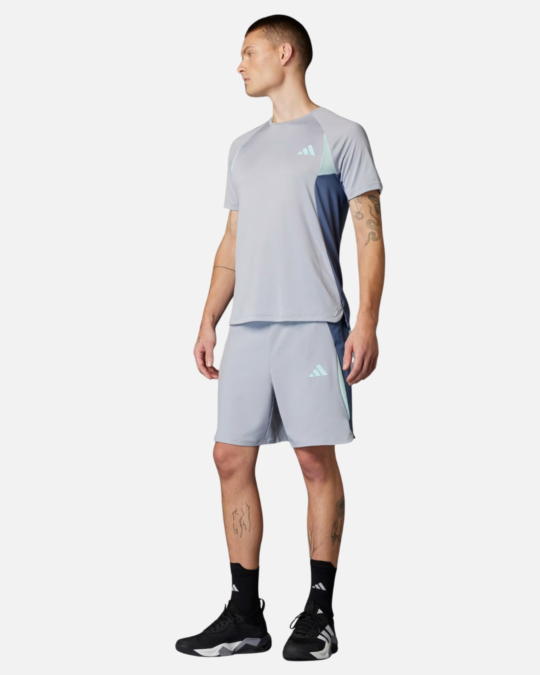 Short Adidas Tech Apparel Colorblock - Gris/Bleu