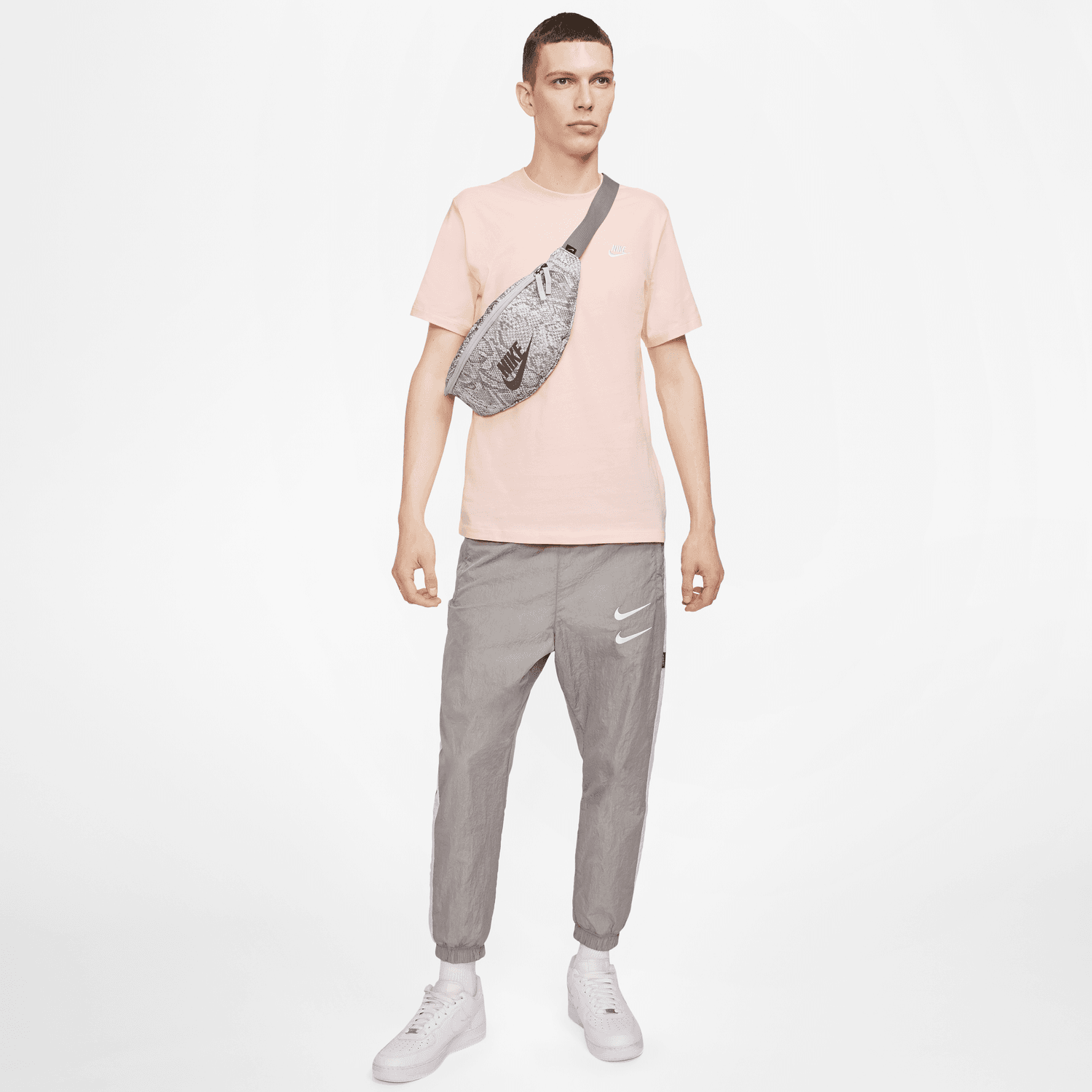 T-shirt Nike Club - Rose